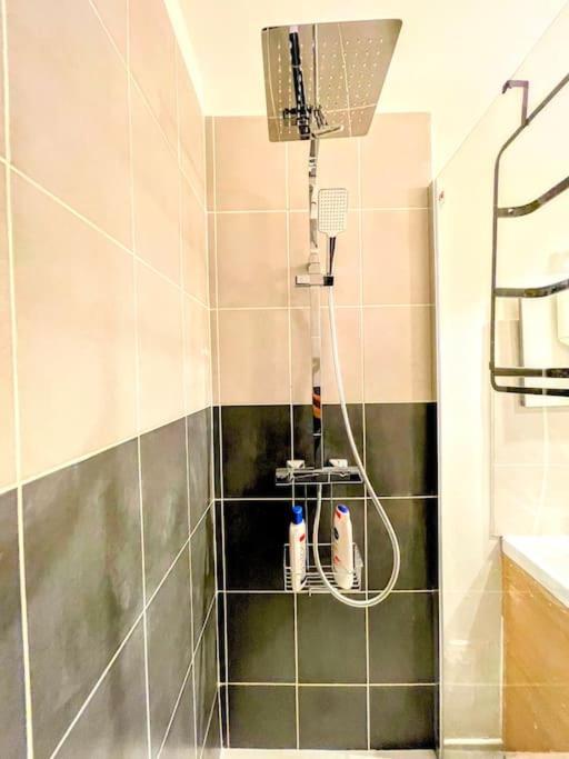 Studio Cosy - 2 Pers - Beziers - Centre - Terrasse - Clim Bagian luar foto