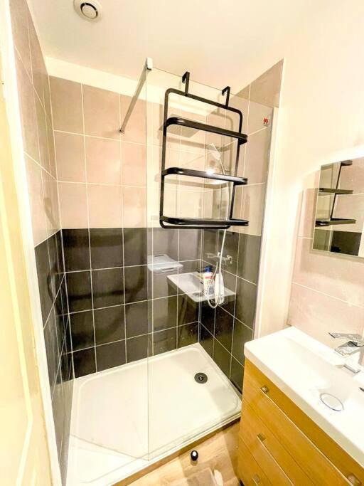 Studio Cosy - 2 Pers - Beziers - Centre - Terrasse - Clim Bagian luar foto