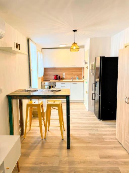 Studio Cosy - 2 Pers - Beziers - Centre - Terrasse - Clim Bagian luar foto
